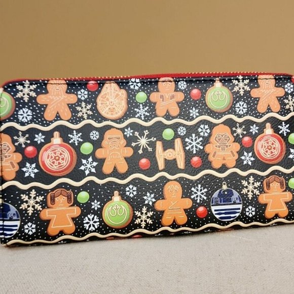 Loungefly Disney Star Wars Holiday Gingerbread Cookie AOP Wallet Zip Around NEW - Picture 12 of 13